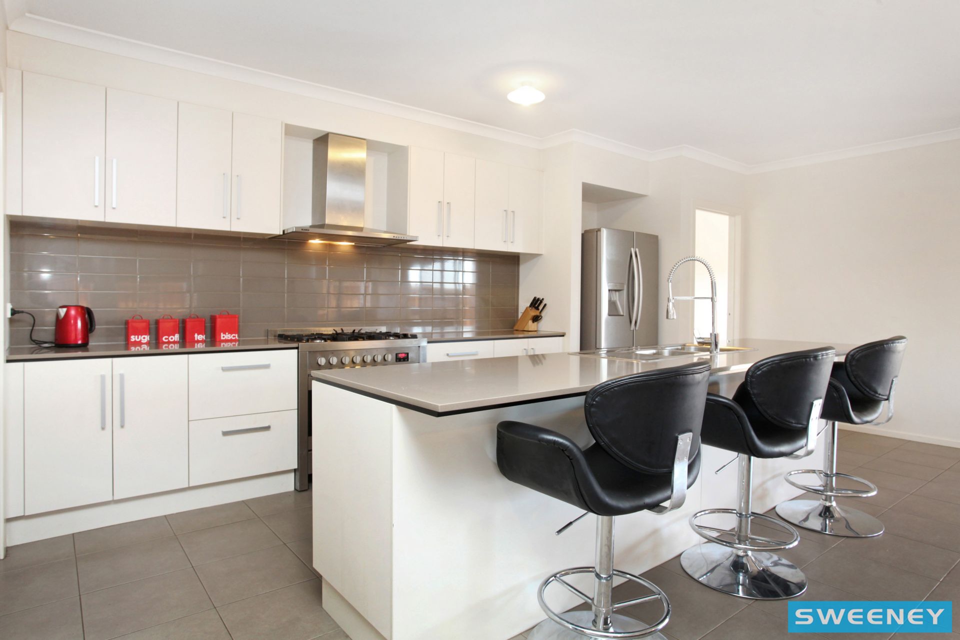 15 Lockwood Drive, Plumpton - Thumbnail 4
