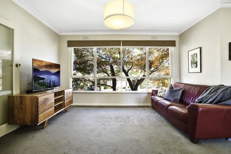 10 Douglas Avenue, Box Hill South - Thumbnail 5