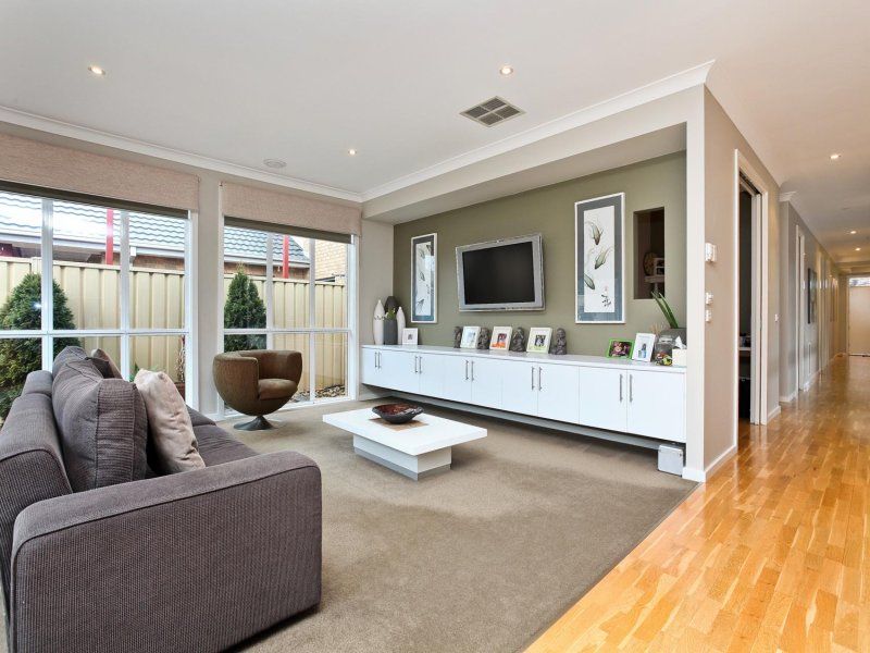 2 Surrey Place, Caroline Springs - Thumbnail 5