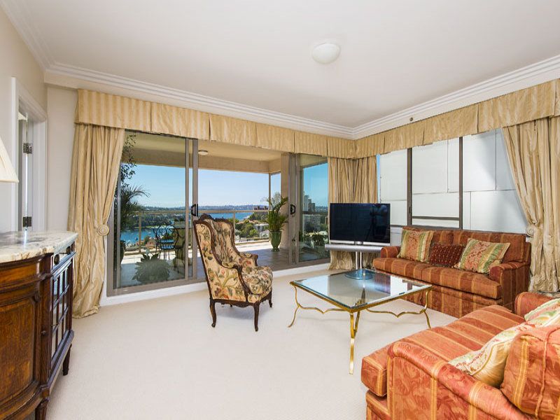 21c/70-72 Alfred Street MILSONS POINT NSW, Point - Thumbnail 3