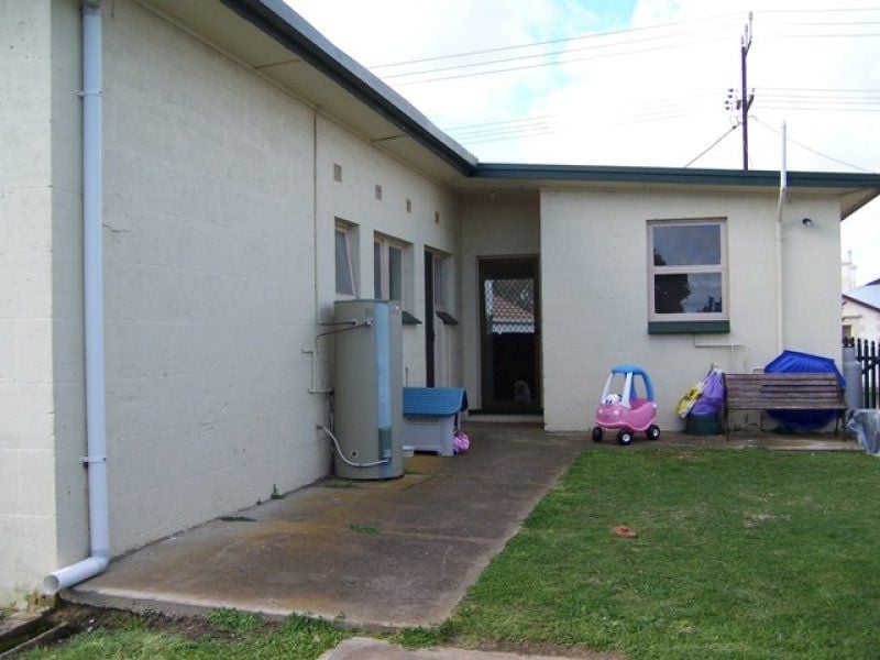 93 Williams Rd MILLICENT SA, Millicent - Thumbnail 2