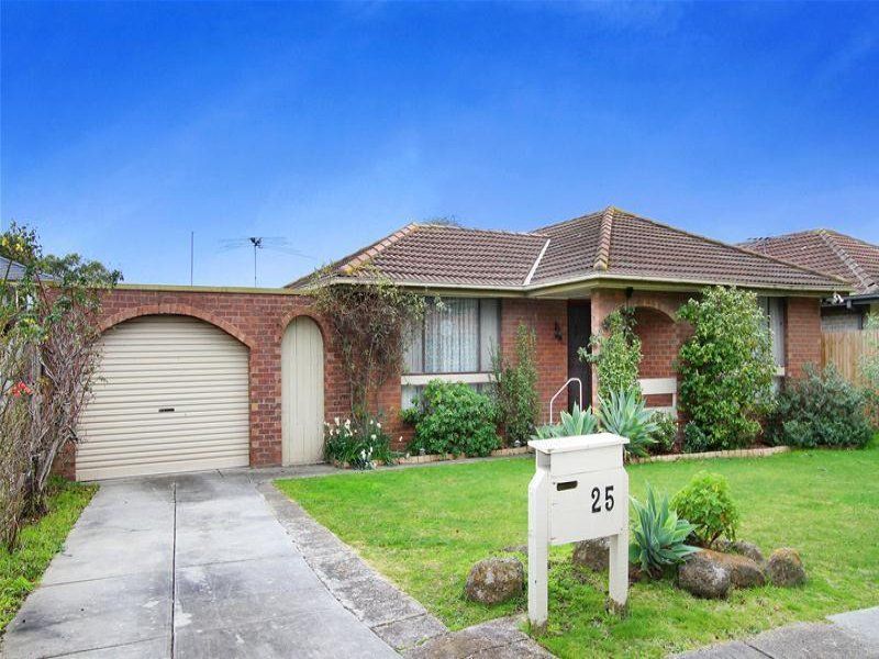 25 Coventry Crescent, Mill Park