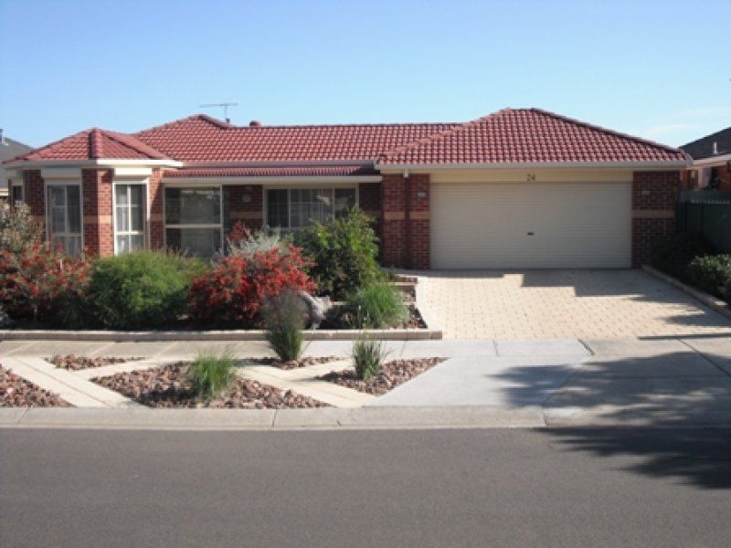24 Wood Grove, Burnside - Thumbnail 2