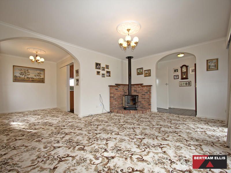 1 Yate Gardens, Rivett - Thumbnail 4