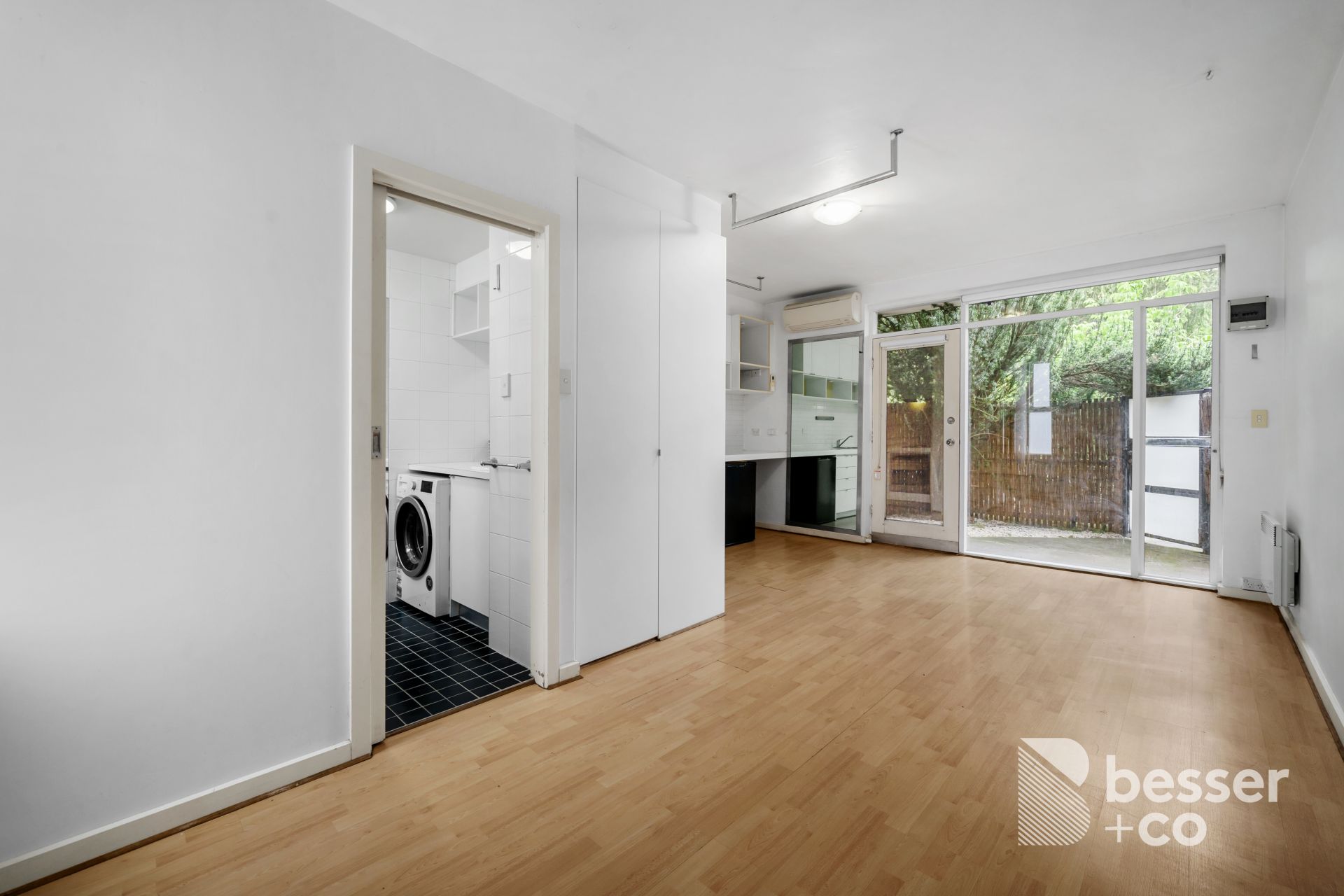 3/1 Lumley Court, Prahran - Thumbnail 4