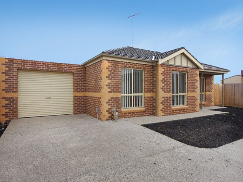 2/79 Matthews Road LOVELY BANKS VIC