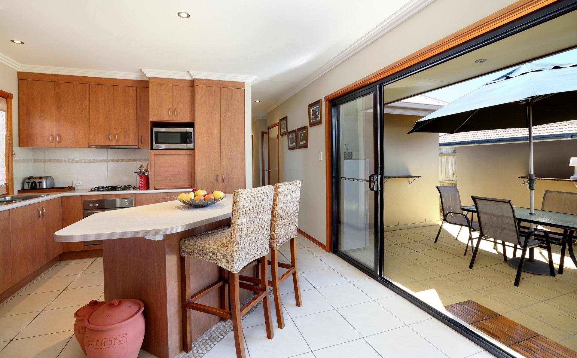 2 Mauritius Crescent Parrearra QLD, Parrearra - Thumbnail 5