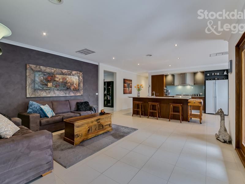 13 Florence Drive MERNDA, Mernda - Thumbnail 5