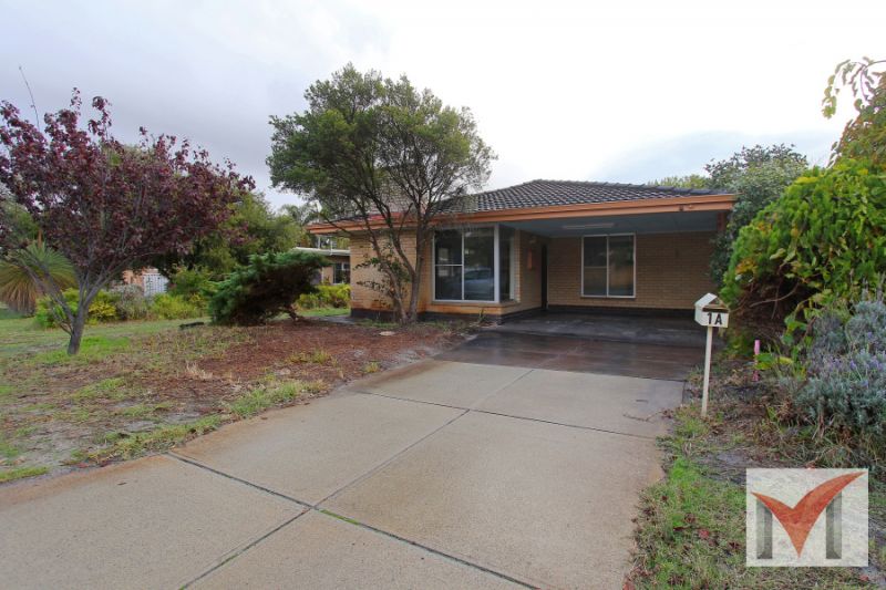 1A b Street, Rossmoyne & Hayes Real Estate