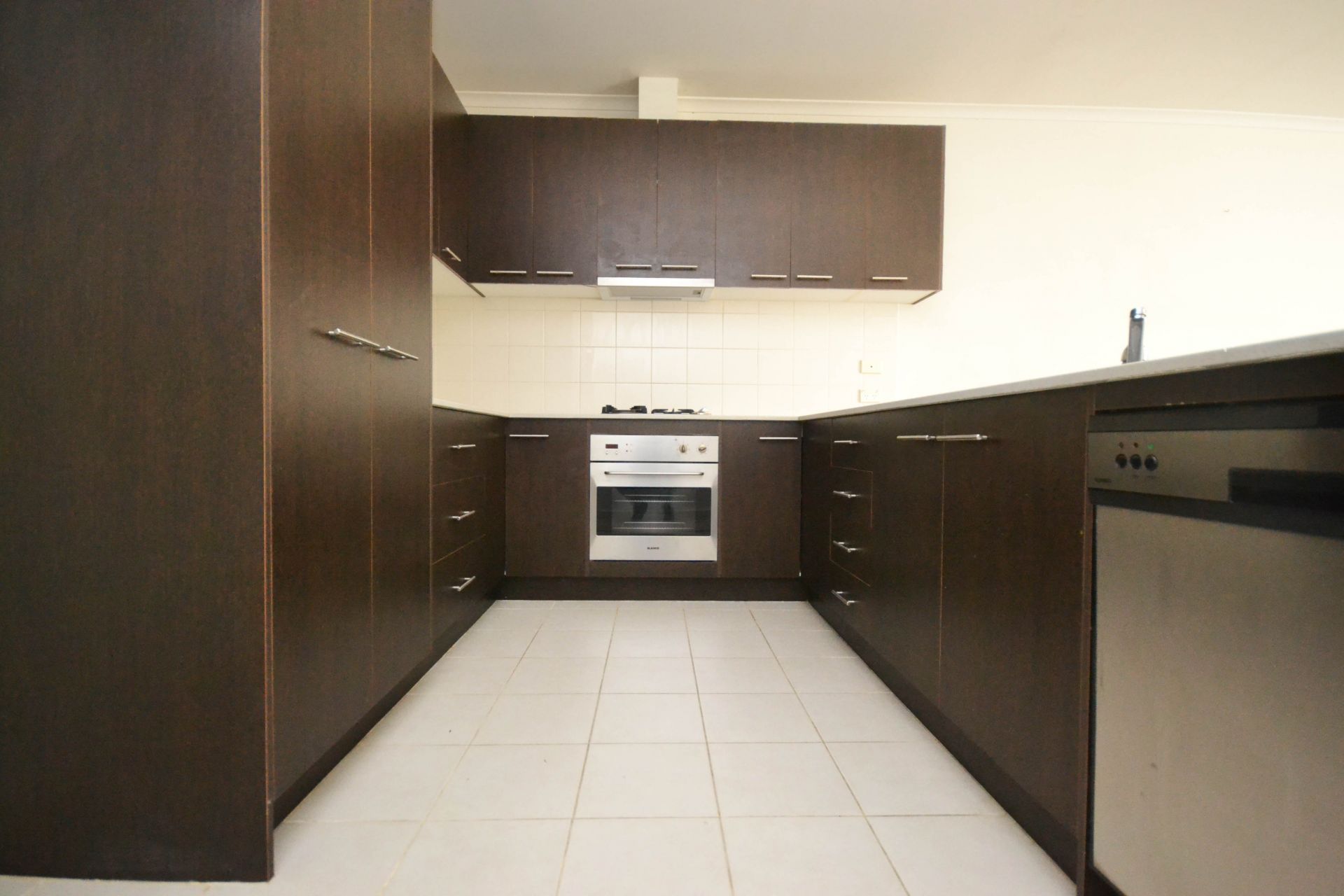 GREAT SIZED TOWNHOUSE