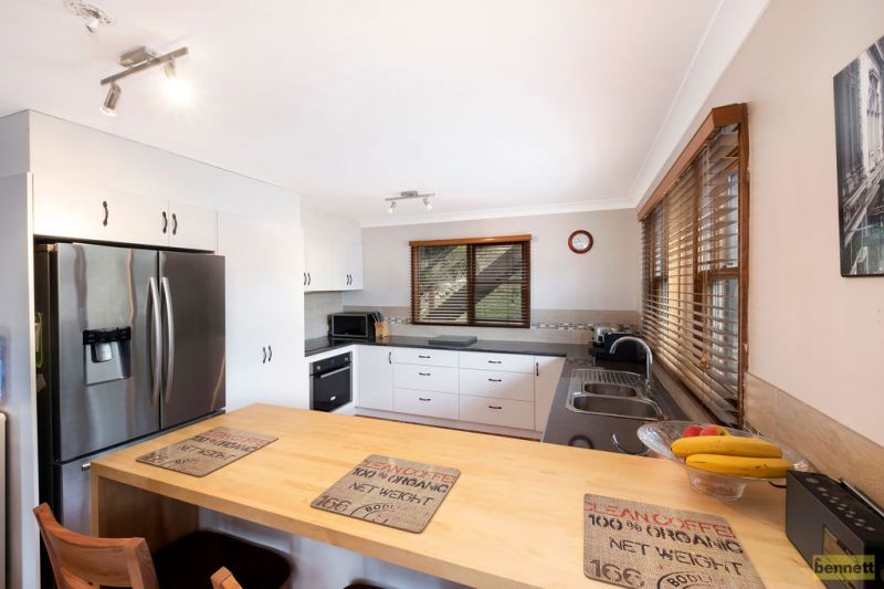 10 Crag Crescent, Bowen Mountain - Thumbnail 4