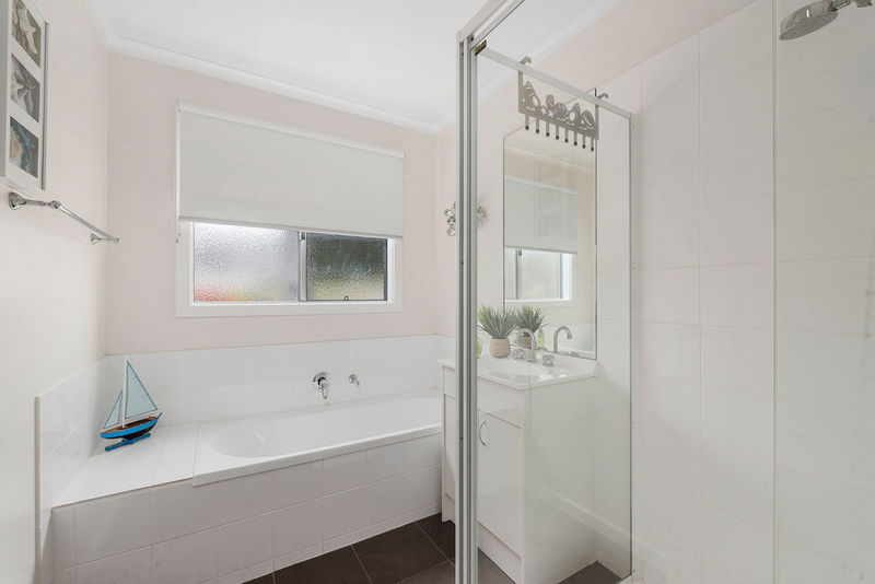 16 Seeberg Court APOLLO BAY VIC, Apollo Bay - Thumbnail 6