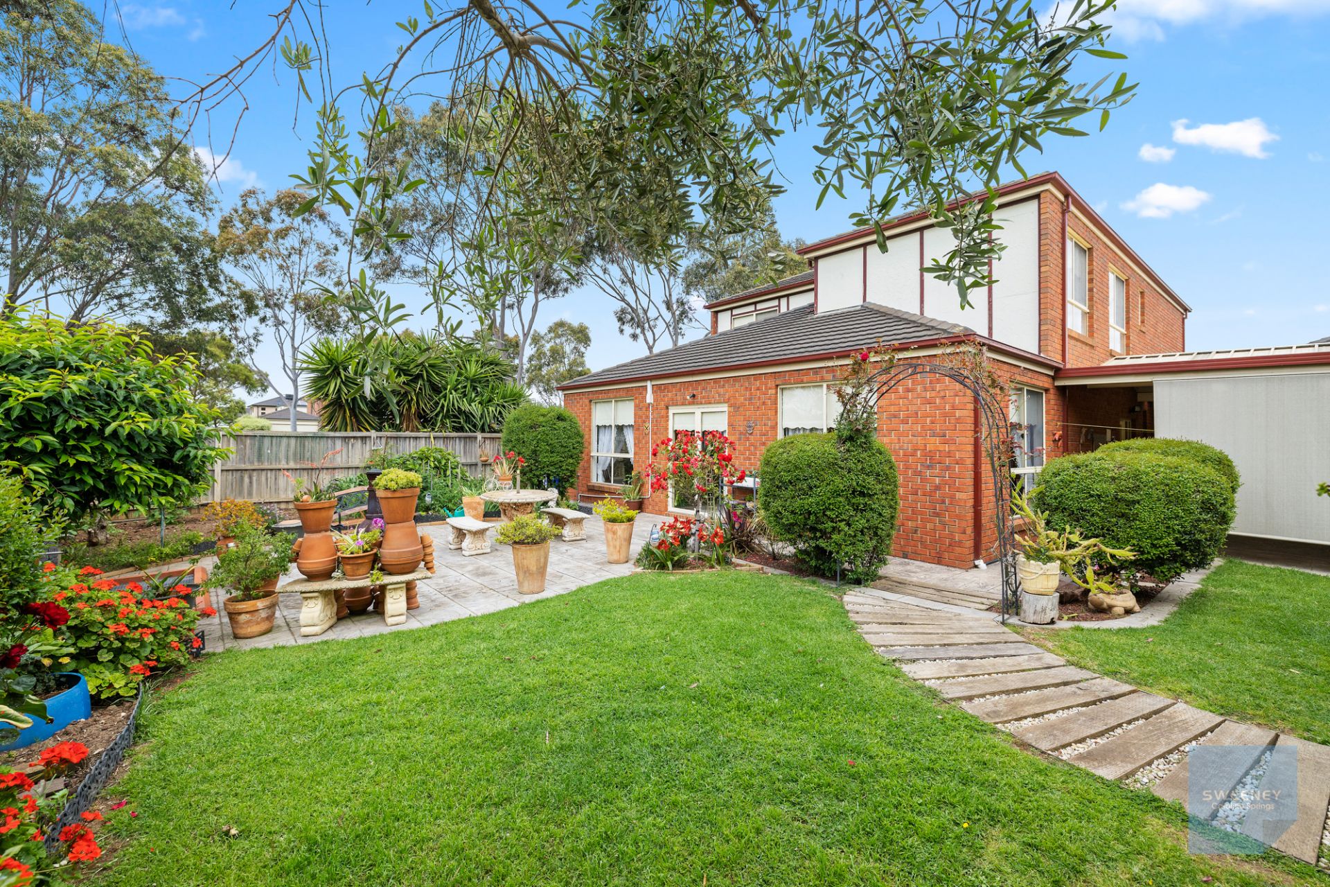 8 Hammersley Place, Caroline Springs - Thumbnail 4