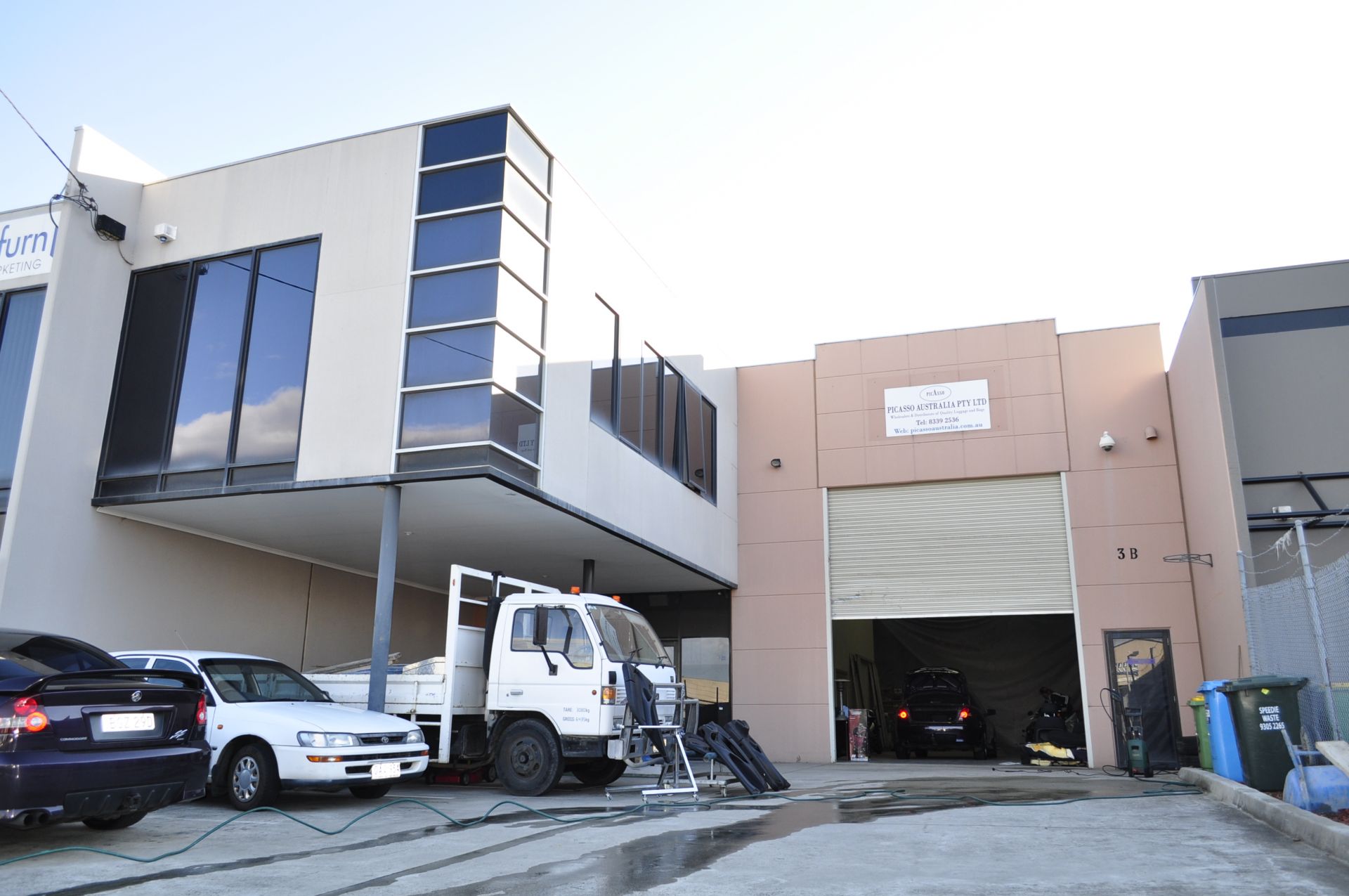 MODERN FACTORY/WAREHOUSE WITH OFFICES!!