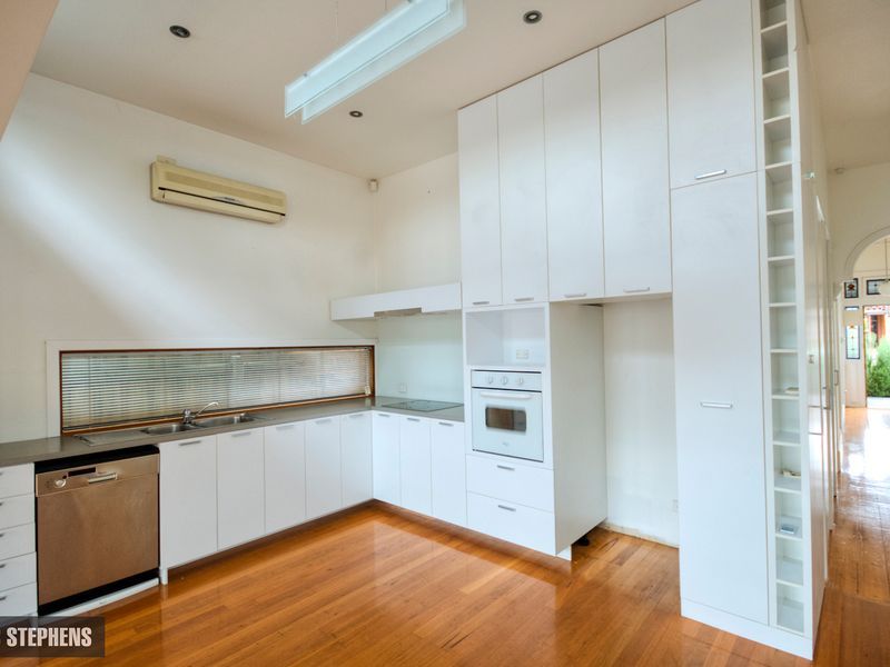 9 Macpherson Street FOOTSCRAY VIC, Footscray - Thumbnail 3