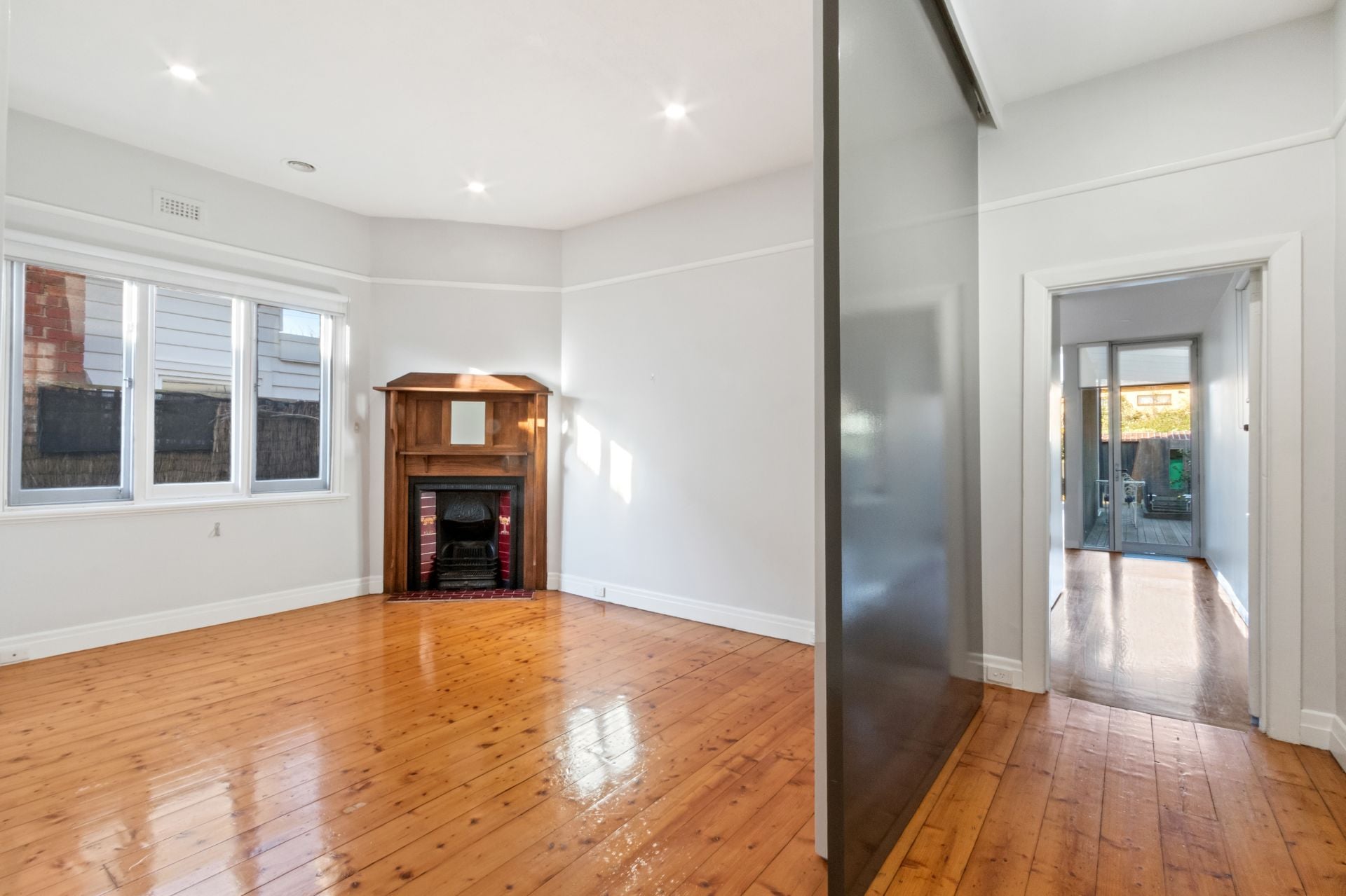Beautifully Presented 3 Bedroom Home!