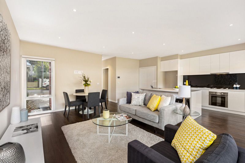 11 Newcastle Street, Yarraville - Thumbnail 5