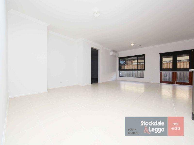 21 Leonardo Drive MERNDA, Mernda - Thumbnail 4