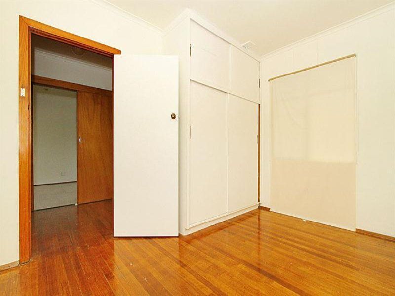 3 BEDROOM HOUSE CLOSE TO ALL!