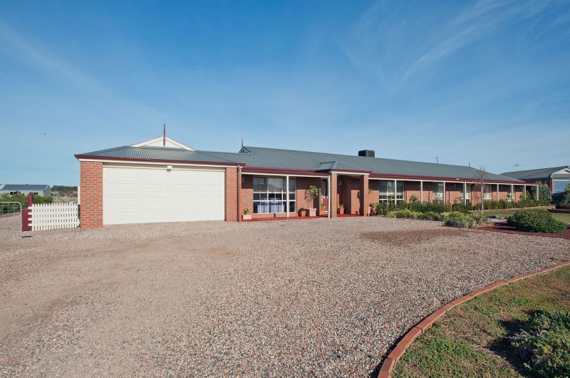 7 Eyrie Court, Hopetoun Park - Thumbnail 2