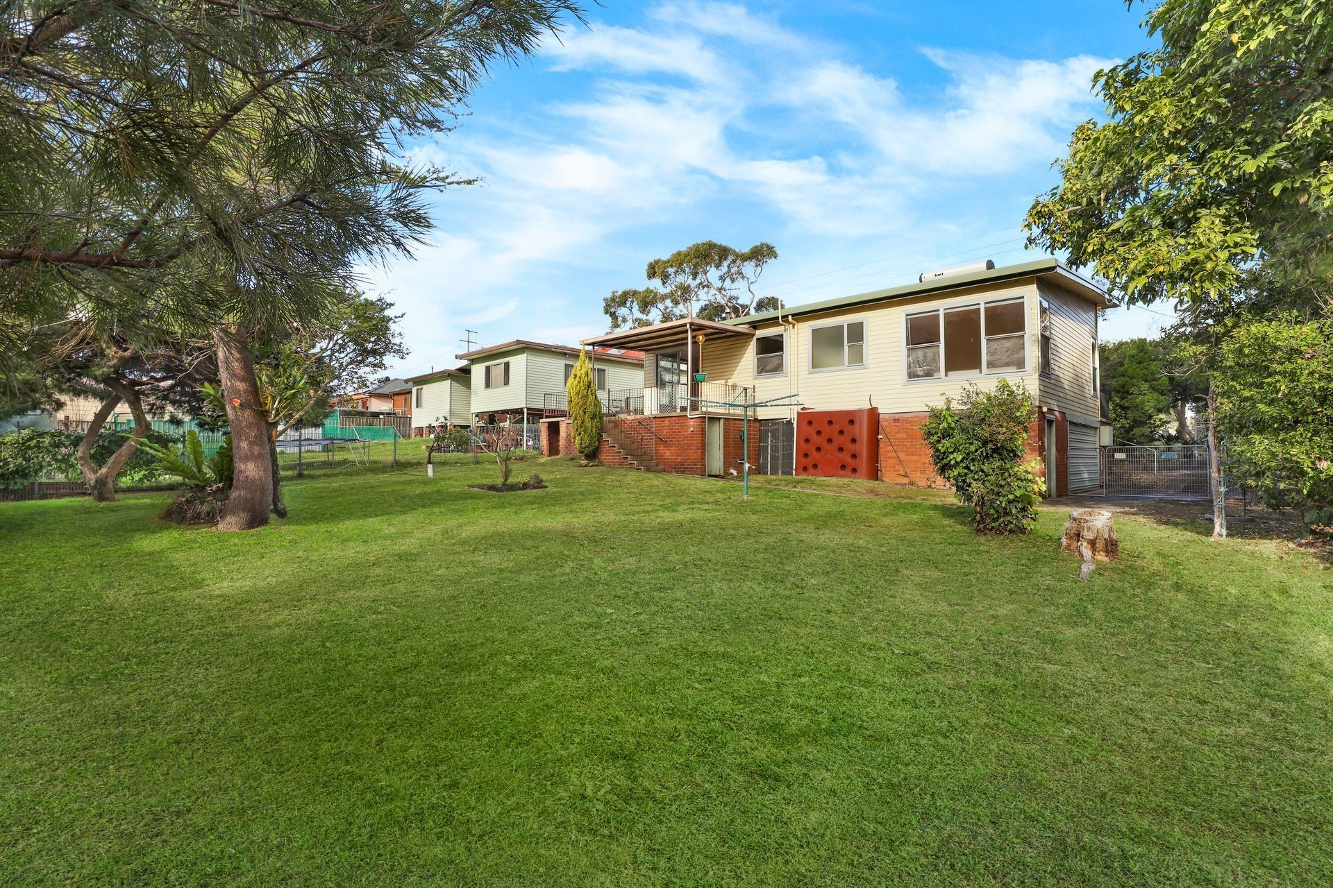 875 Princes Highway, Engadine, Engadine - Thumbnail 2