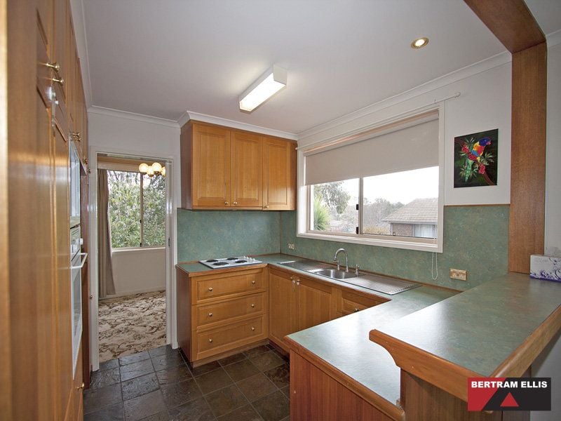 1 Yate Gardens, Rivett - Thumbnail 5