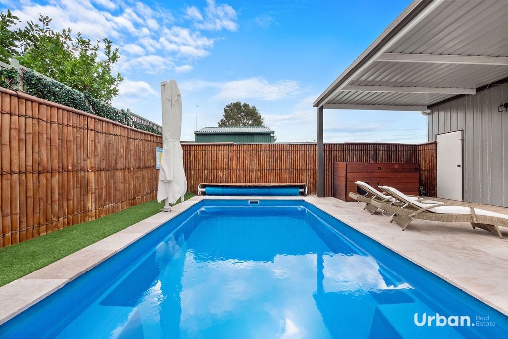 South Windsor 43 Collith Avenue