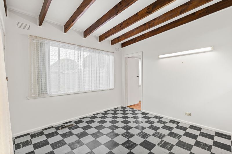 78 Lloyd Avenue, Reservoir