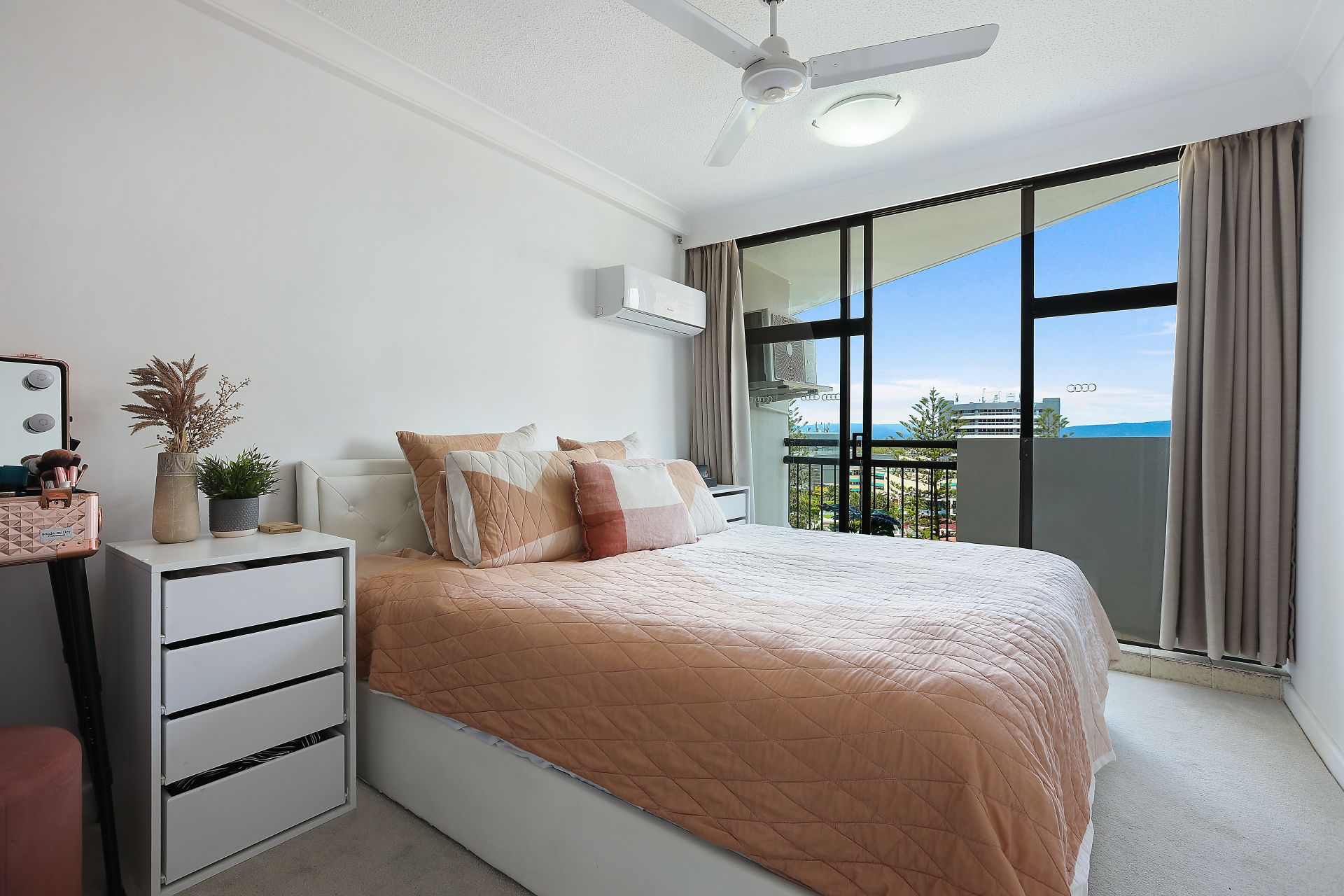 808/18 Hanlan Street Surfers Paradise QLD, Surfers Paradise - Thumbnail 6