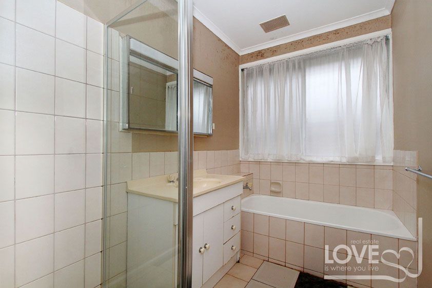 DESIRABLE HOME & DESIRABLE LOCATION    *Insp Tue 9th Feb @ 4:20pm*