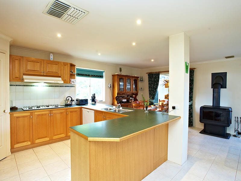 8 Addison Place, Seabrook - Thumbnail 7