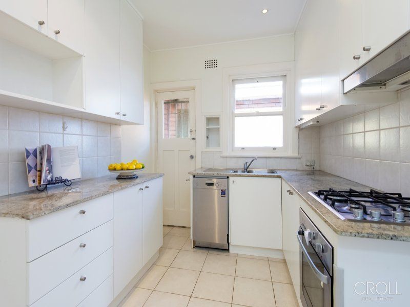 12/33 Aubin Street NEUTRAL BAY NSW, Bay - Thumbnail 6