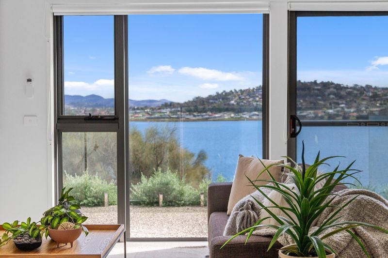 Real Estate For Sale 5/1B Bournville Crescent Claremont , TAS