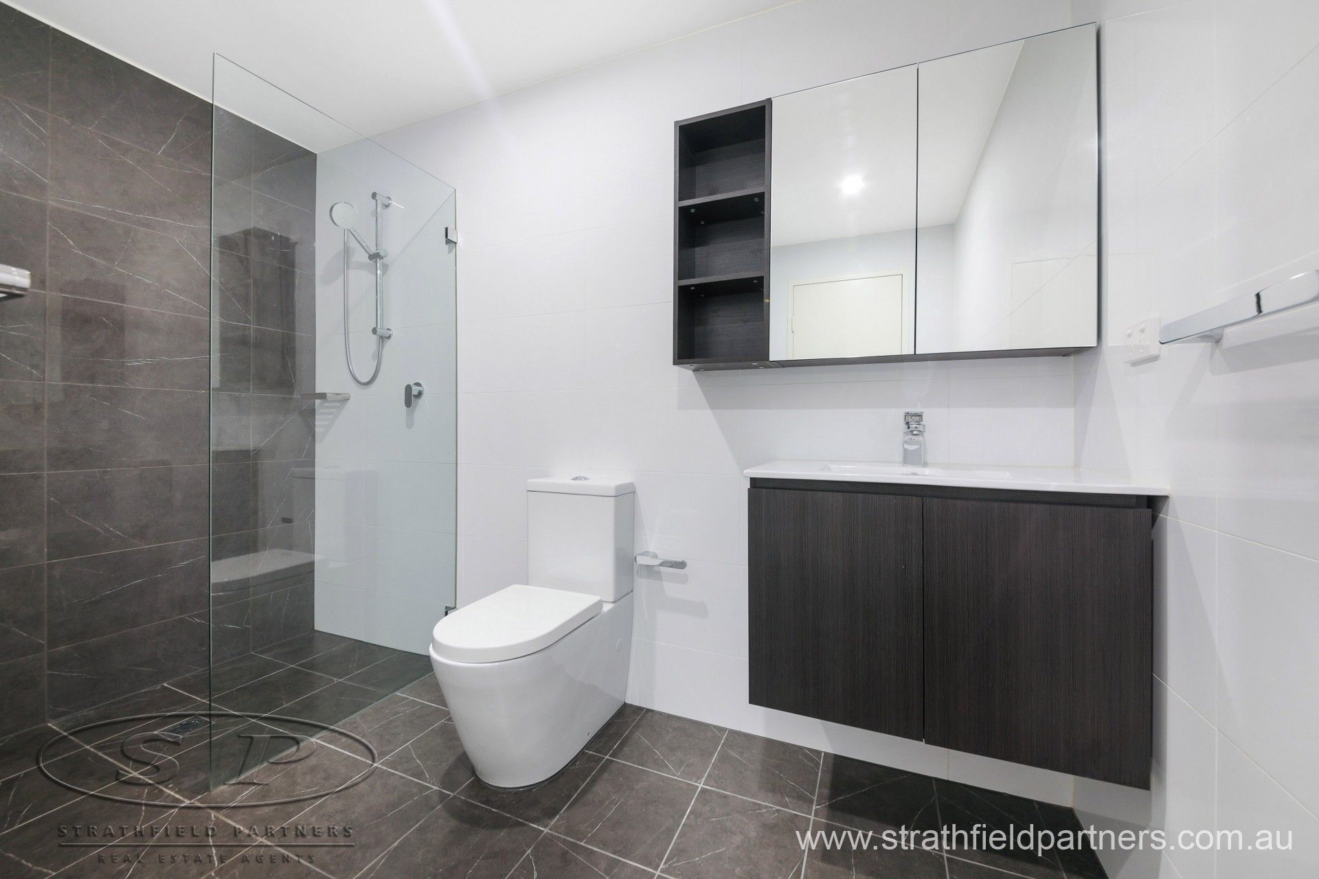 B03/37-39 Loftus Crescent Homebush NSW, Homebush - Thumbnail 6