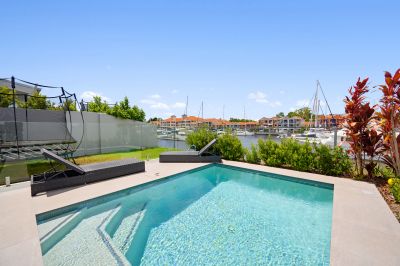 Stunning Hamptons-Inspired Haven