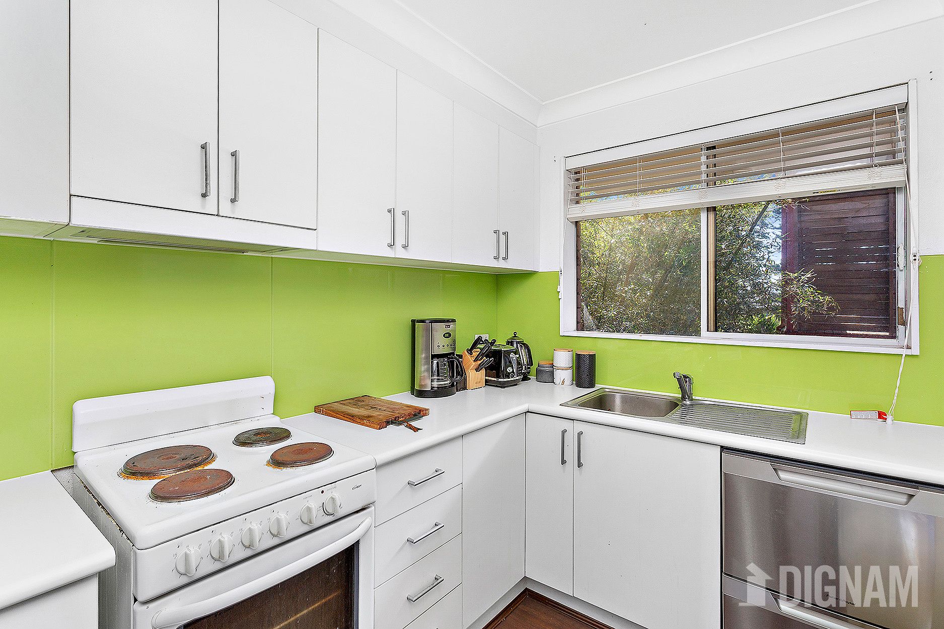 2/10 The Esplanade, Thirroul NSW