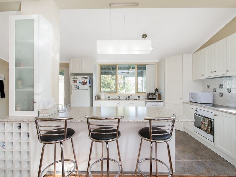 39 Murray Street, Apollo Bay, VIC, Apollo Bay - Thumbnail 3