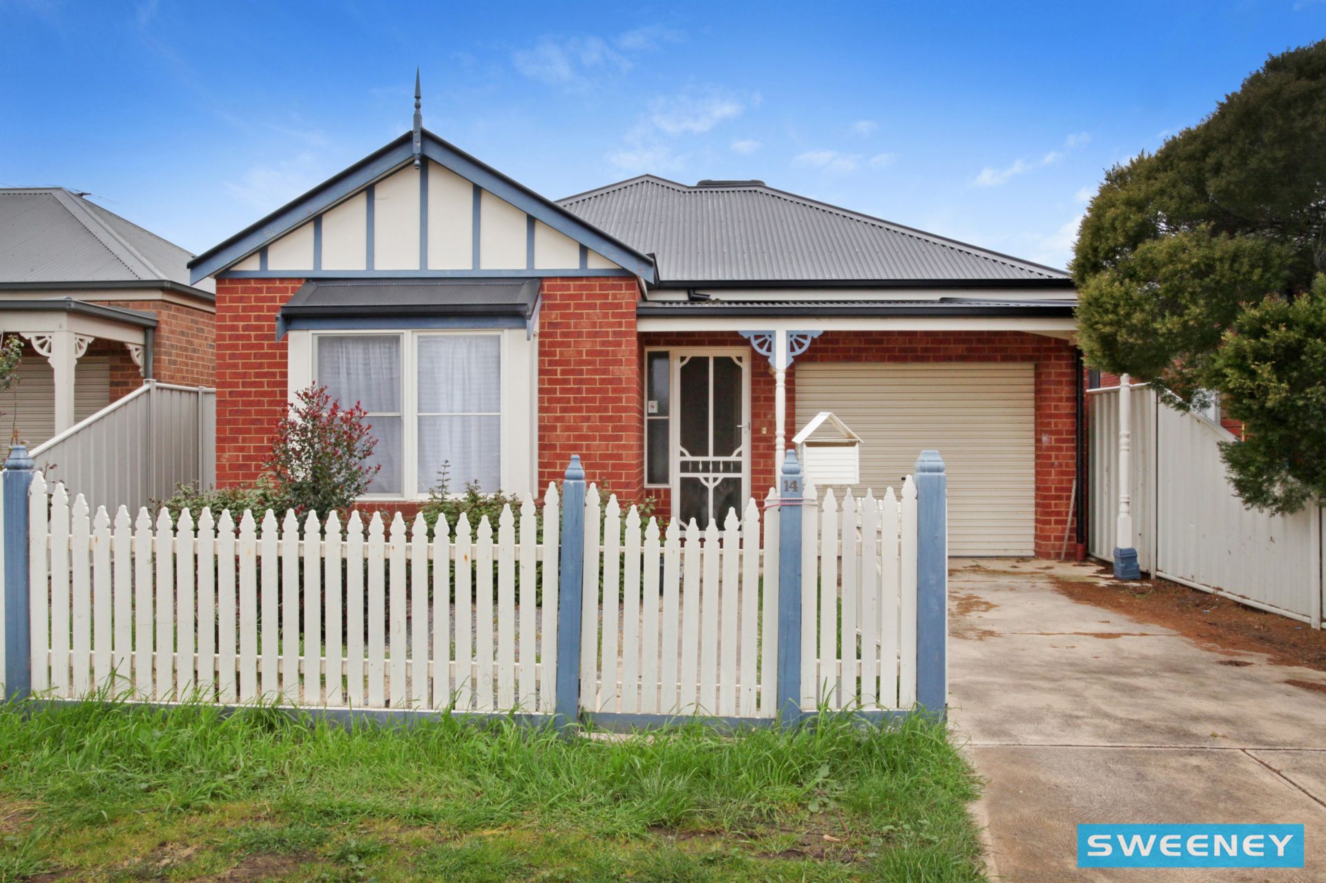 14 Cleland Way, Caroline Springs - Thumbnail 2