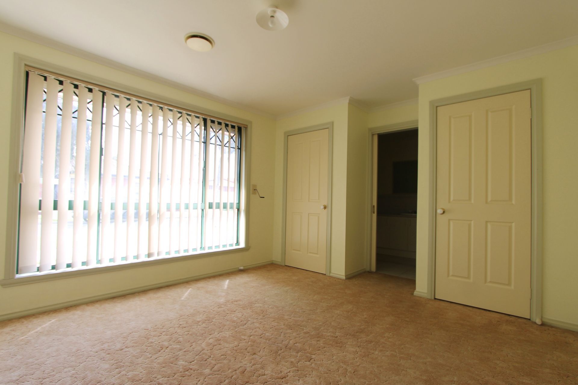 LOCATED IN A QUITE POCKET OF MILL PARK!