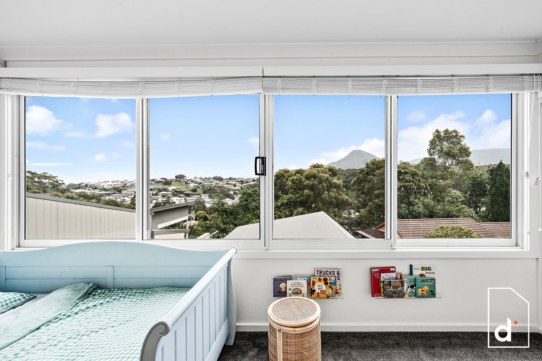 5/33 William Davies Drive, Figtree NSW