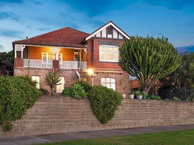 19 DOBROYD PARADE, HABERFIELD, NSW