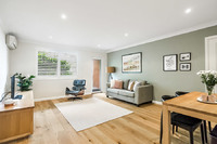 15/11-13 Bay Road , Russell Lea