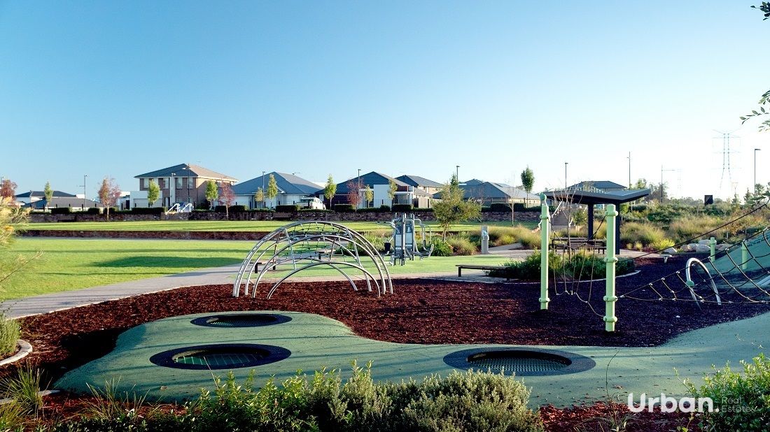 Catherine Field 6219/12 Whitrod Avenue