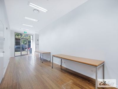 VERSATILE OFFICE WITH FOUR (4) CAR PARKS!