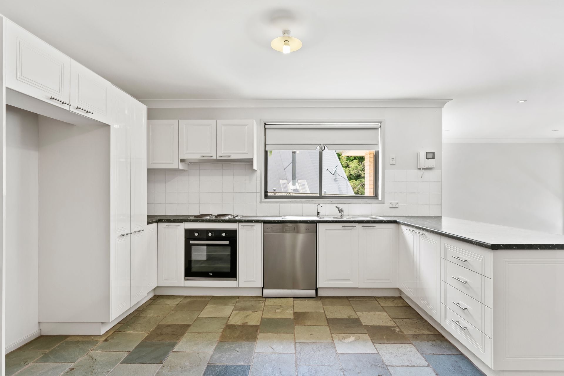 8 Tully Close Mirrabooka NSW, Mirrabooka - Thumbnail 5