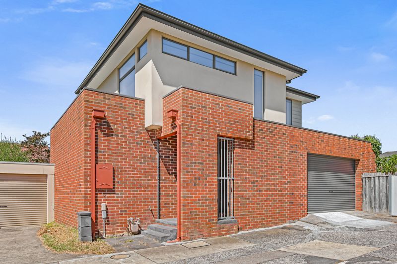 2 Garrawang Lane Burwood East VIC, Burwood East - Thumbnail 3