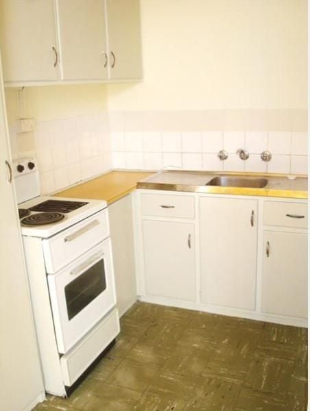 Walking Distance to High Street