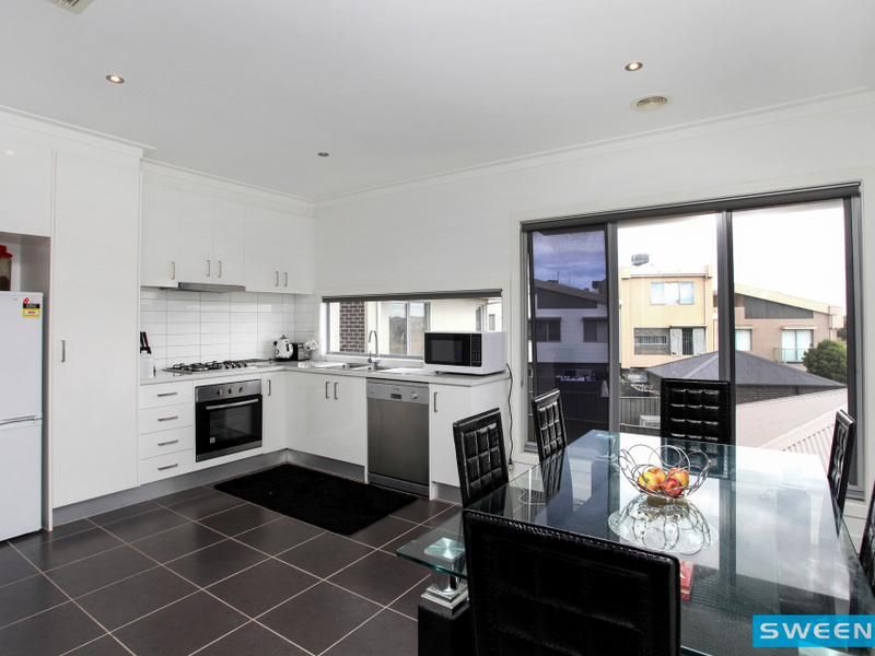 16/69-77 Lancefield Drive, Caroline Springs - Thumbnail 5