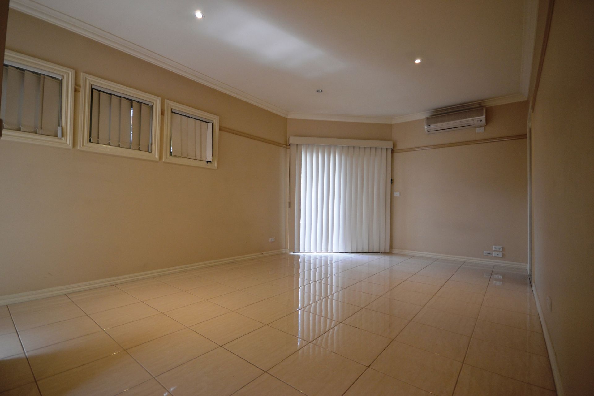 SPACIOUS AND IN PRIME LOCATION