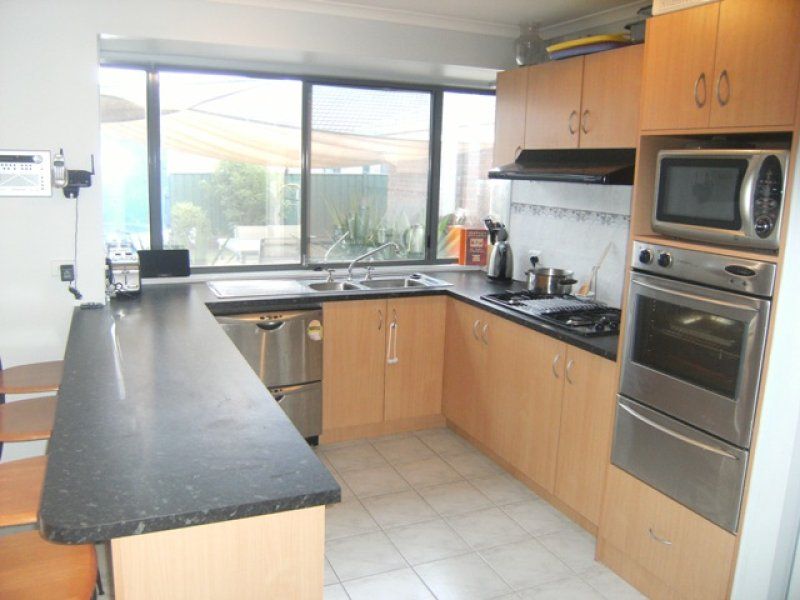 8 Moneghetti Place, Burnside - Thumbnail 5